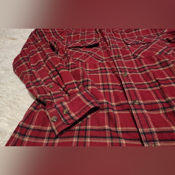Banana Republic Men’s Size Large Red Flannel Casual Shirt EUC - Picture 2 of 5